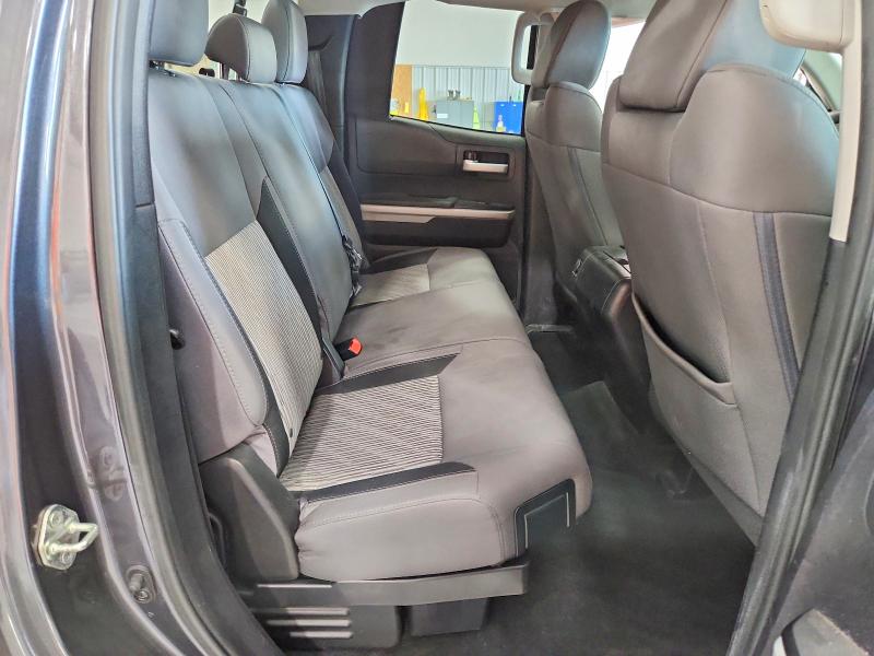 55535366 :رقم المزاد ، 5TFUW5F17HX621350 vin ، 2017 Toyota Tundra مزاد بيع