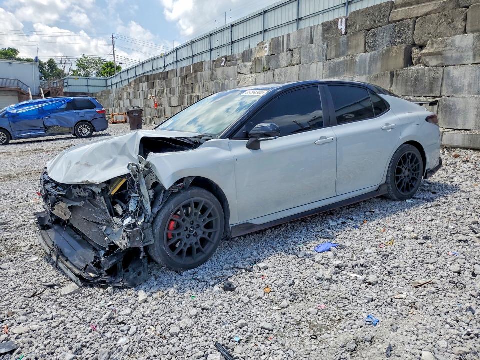 56184306 :رقم المزاد ، 4T1KZ1AK6MU056409 vin ، 2021 Toyota Camry مزاد بيع
