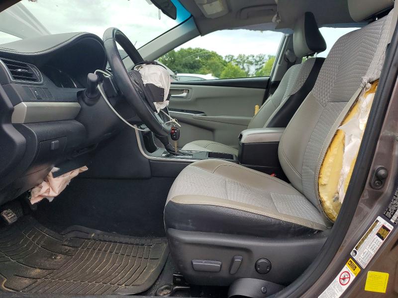 57051346 :رقم المزاد ، 4T1BF1FK0FU057043 vin ، 2015 Toyota Camry مزاد بيع