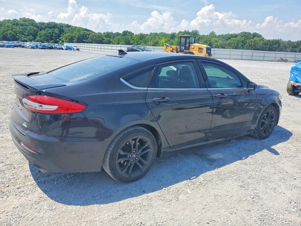 Продажа на аукционе авто 2020 Ford Fusion, vin: 3FA6P0HD9LR160126, номер лота: 57323546