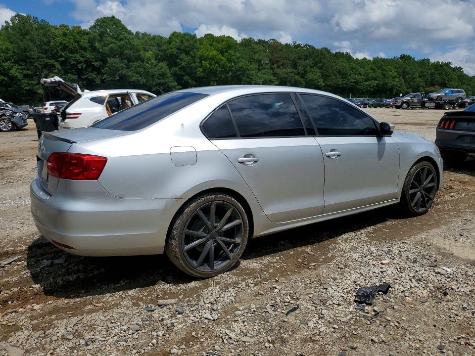 2011 Volkswagen Jetta მანქანა იყიდება აუქციონზე, vin: 3VWDZ7AJ3BM365311, აუქციონის ნომერი: 57716066
