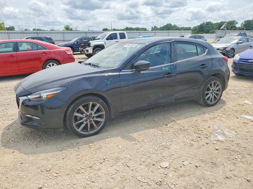 Auction sale of the 2018 Mazda 3, vin: 3MZBN1M33JM190456, lot number: 58603586