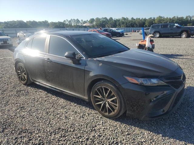 57585936 :رقم المزاد ، 4T1G11AK1NU656334 vin ، 2022 Toyota Camry مزاد بيع