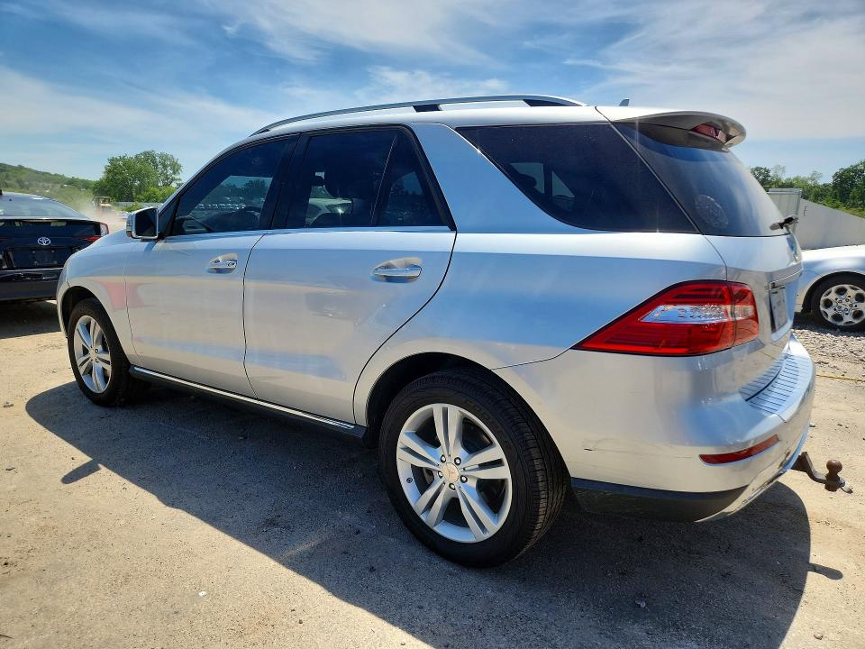 56305326 :رقم المزاد ، 4JGDA5HB0CA009633 vin ، 2012 Mercedes-benz Ml مزاد بيع