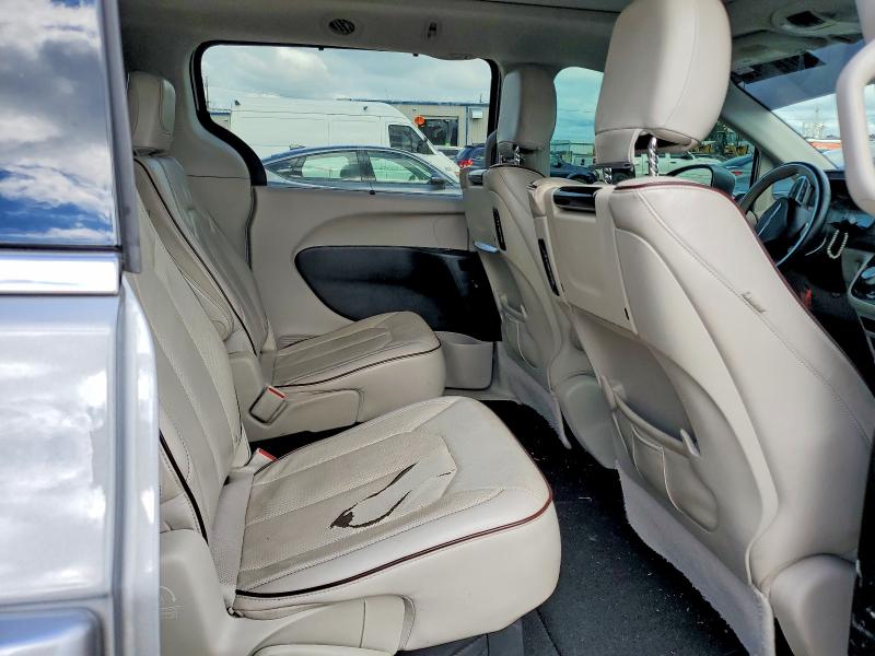 57140926 :رقم المزاد ، 2C4RC1GG3HR528723 vin ، 2017 Chrysler Pacifica مزاد بيع