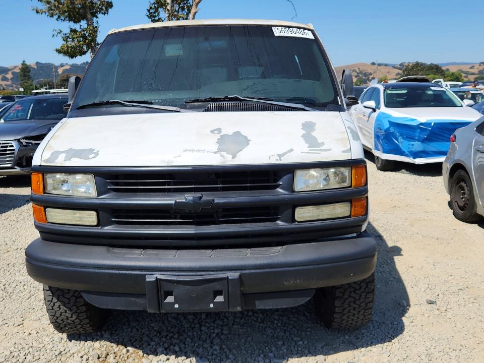 Aukcja sprzedaży 2002 Chevrolet Express G3500, vin: 1GAHG39R621138164, numer aukcji: 56996486