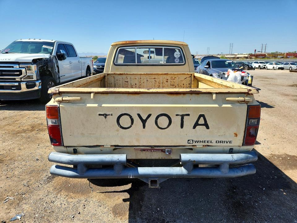 1980 Toyota 4wd Pick-up მანქანა იყიდება აუქციონზე, vin: RN37032100, აუქციონის ნომერი: 57360736