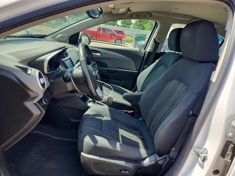 58028606 :رقم المزاد ، 1G1JD5SHXH4116814 vin ، 2017 Chevrolet Sonic مزاد بيع