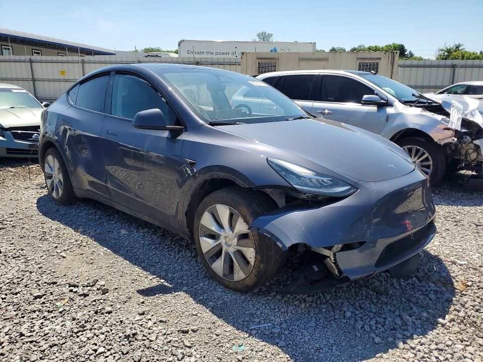 55726716 :رقم المزاد ، 7SAYGDEE1PA136725 vin ، 2023 Tesla Model Y مزاد بيع