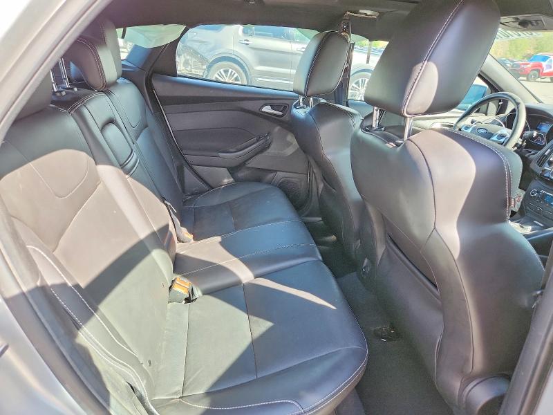 57010106 :رقم المزاد ، 1FADP3L92DL234658 vin ، 2013 Ford Focus مزاد بيع