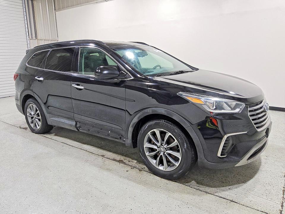 Продажа на аукционе авто 2017 Hyundai Santa Fe, vin: KM8SM4HF1HU177105, номер лота: 53140586
