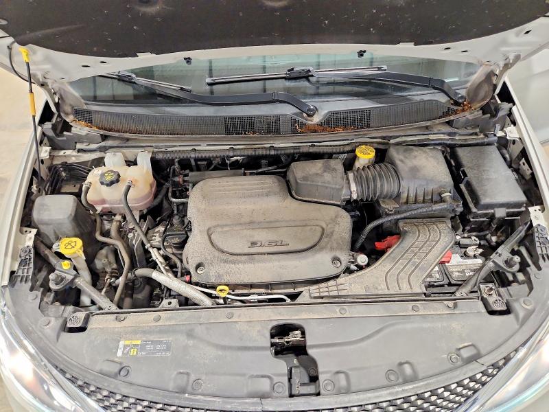 57527996 :رقم المزاد ، 2C4RC1EG2KR645381 vin ، 2019 Chrysler Pacifica مزاد بيع
