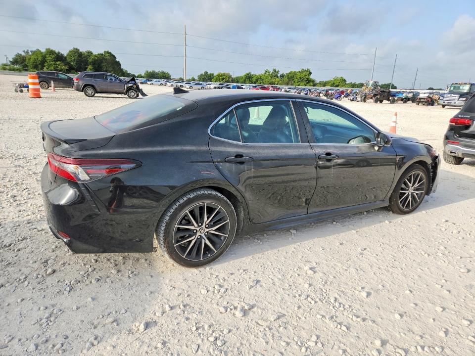 Продажа на аукционе авто 2024 Toyota Camry, vin: 4T1G11AK2RU864728, номер лота: 59084146