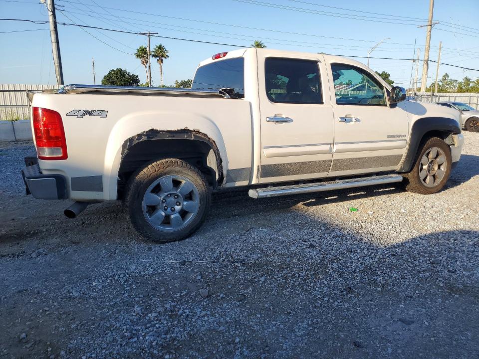 58713476 :رقم المزاد ، 3GTP2WE34BG230136 vin ، 2011 Gmc Sierra مزاد بيع