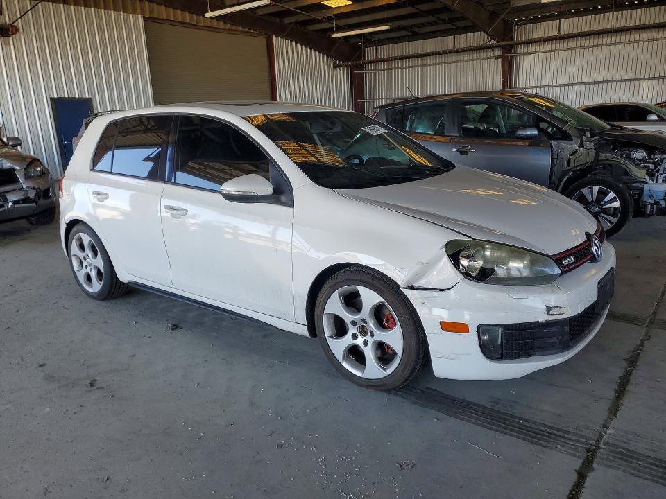 2010 Volkswagen Gti მანქანა იყიდება აუქციონზე, vin: WVWGV7AJ5AW243043, აუქციონის ნომერი: 56698306