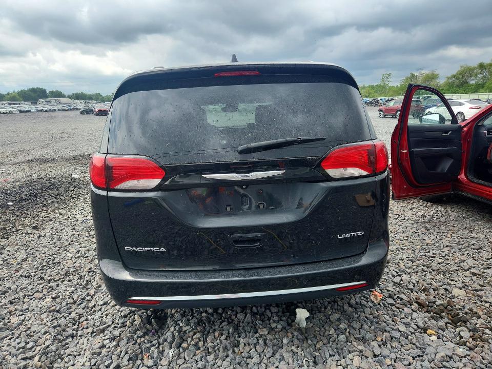 56103626 :رقم المزاد ، 2C4RC1GG0HR838036 vin ، 2017 Chrysler Pacifica مزاد بيع