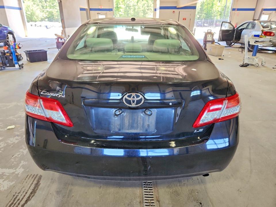 2010 Toyota Camry მანქანა იყიდება აუქციონზე, vin: 4T1BF3EK8AU031764, აუქციონის ნომერი: 55678026