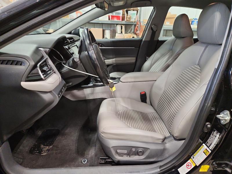 58006326 :رقم المزاد ، 4T1B11HK2KU172863 vin ، 2019 Toyota Camry مزاد بيع