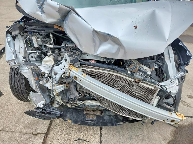 2014 Honda Cr-v მანქანა იყიდება აუქციონზე, vin: 2HKRM4H39EH670562, აუქციონის ნომერი: 56743246
