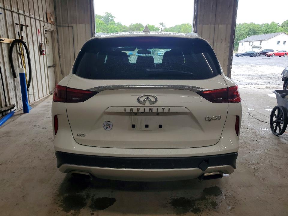58389266 :رقم المزاد ، 3PCAJ5M37LF102291 vin ، 2020 Infiniti Qx50 مزاد بيع