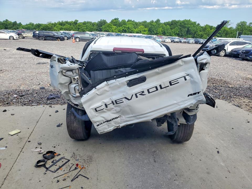 2021 Chevrolet Silverado მანქანა იყიდება აუქციონზე, vin: 1GCUYEED1MZ383791, აუქციონის ნომერი: 57746026
