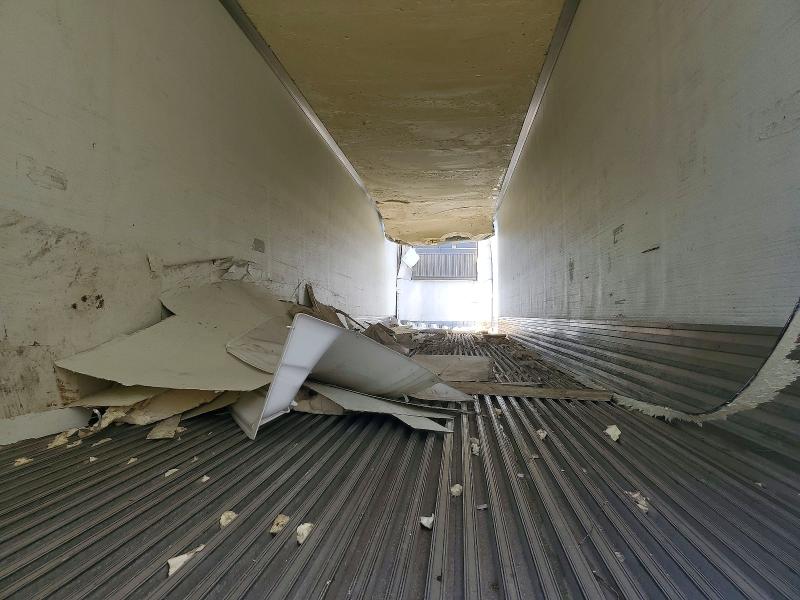 56777966 :رقم المزاد ، 1UYVS2533N2599214 vin ، 2022 Utility Trailer Vsra Reefe مزاد بيع
