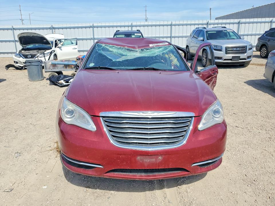 2013 Chrysler 200 მანქანა იყიდება აუქციონზე, vin: 1C3CCBBG5DN527300, აუქციონის ნომერი: 55382086
