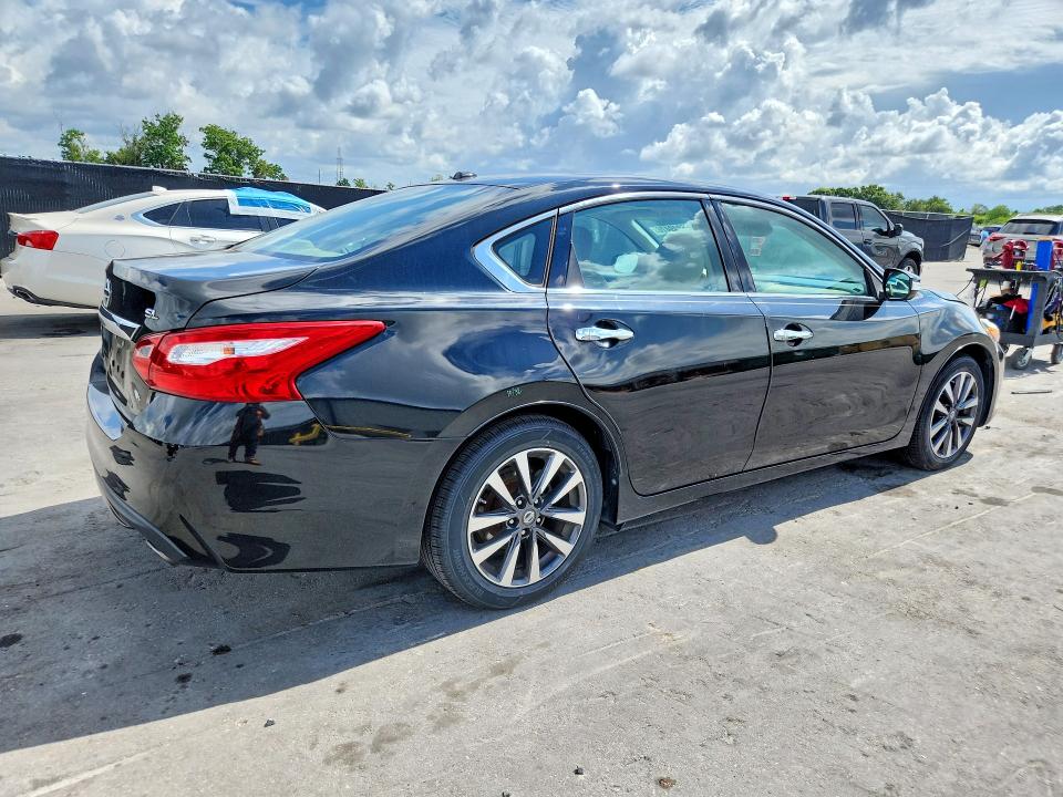 Продажа на аукционе авто 2017 Nissan Altima, vin: 1N4AL3AP6HC193442, номер лота: 56949476