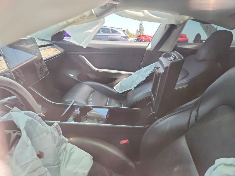 58224686 :رقم المزاد ، 5YJ3E1EAXLF660719 vin ، 2020 Tesla Model 3 مزاد بيع