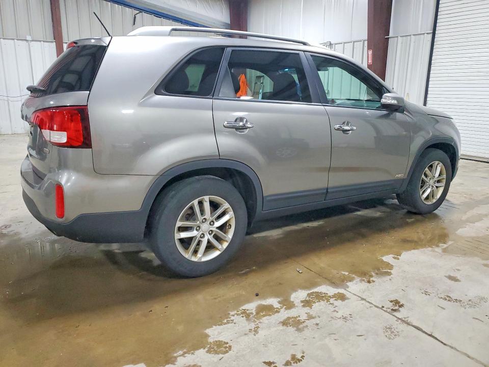 57174746 :رقم المزاد ، 5XYKTCA6XEG523127 vin ، 2014 Kia Sorento مزاد بيع