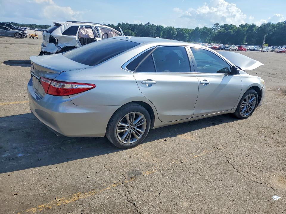 2016 Toyota Camry მანქანა იყიდება აუქციონზე, vin: 4T1BF1FKXGU131652, აუქციონის ნომერი: 57144696