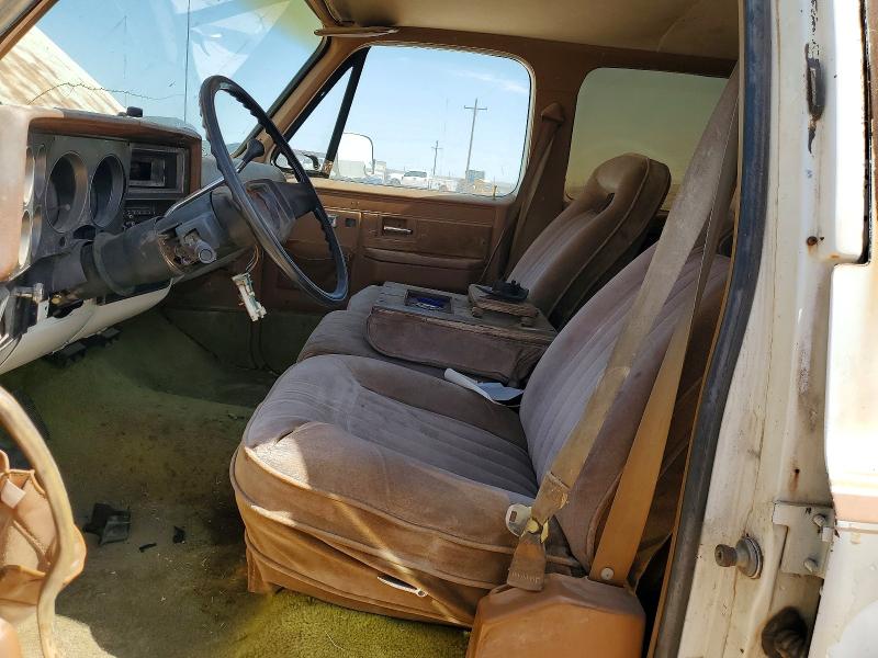 1988 Chevrolet Suburban მანქანა იყიდება აუქციონზე, vin: 1GCER16K4JF116701, აუქციონის ნომერი: 58953516