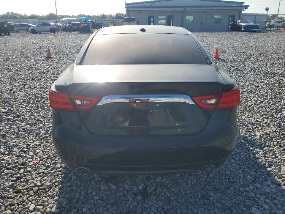 59748536 :رقم المزاد ، 1N4AA6AP6JC370424 vin ، 2018 Nissan Maxima مزاد بيع