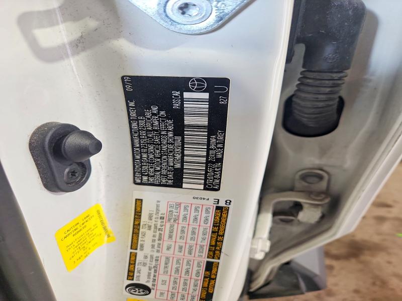 58022726 :رقم المزاد ، NMTKHMBX8KR100400 vin ، 2019 Toyota C-hr مزاد بيع