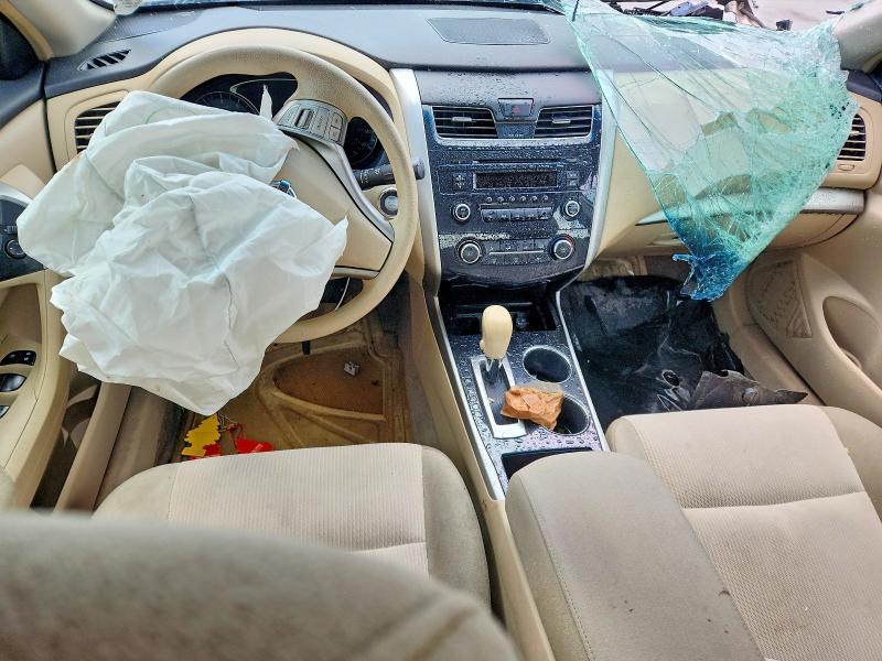 2013 Nissan Altima მანქანა იყიდება აუქციონზე, vin: 1N4AL3AP6DN580250, აუქციონის ნომერი: 57700106