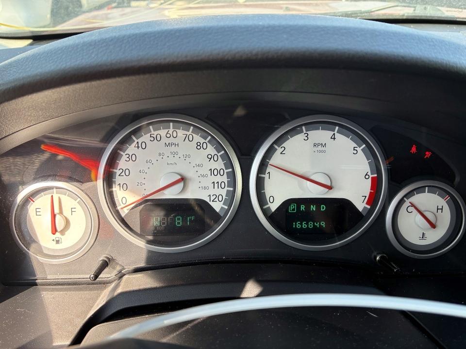 58021116 :رقم المزاد ، 2D4RN5D13AR416675 vin ، 2010 Dodge Grand Caravan مزاد بيع
