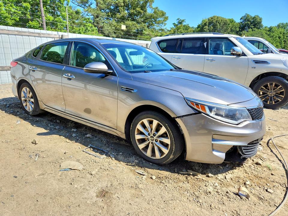 Продажа на аукционе авто 2018 Kia Optima, vin: 5XXGT4L33JG267426, номер лота: 55940206