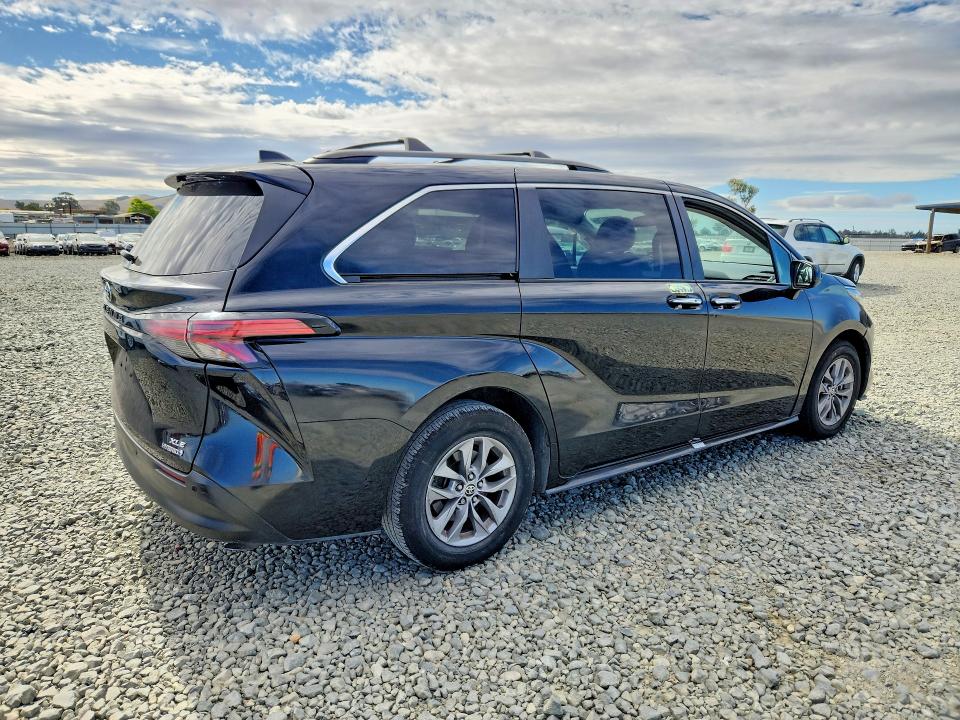 Продаж на аукціоні авто 2022 Toyota Sienna, vin: 5TDJRKEC7NS094374, номер лоту: 58966476