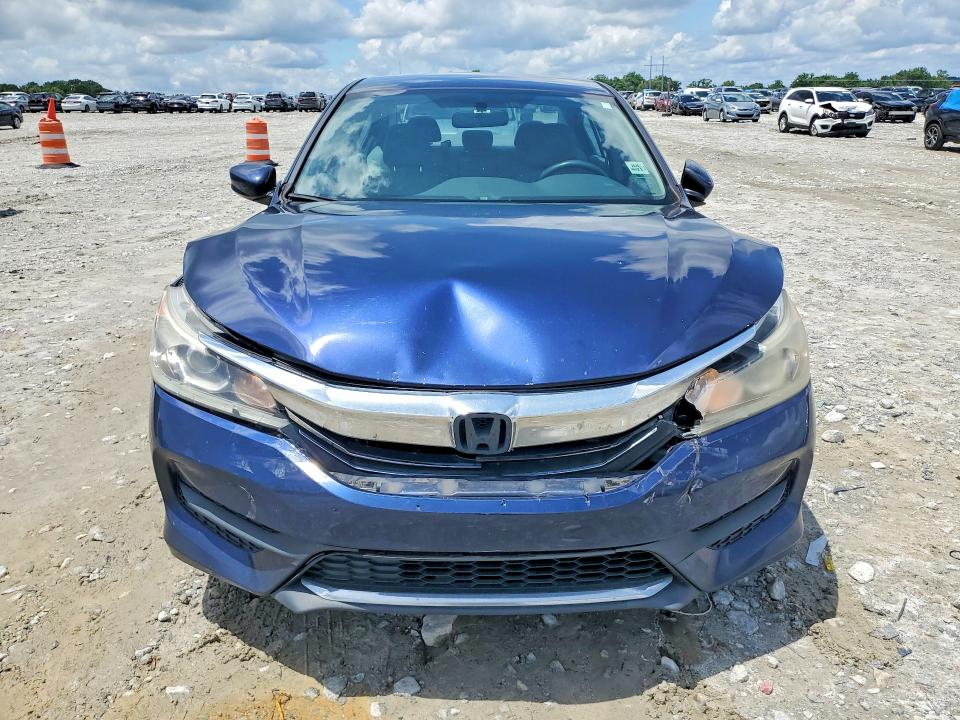 Продажа на аукционе авто 2017 Honda Accord, vin: 1HGCR2F39HA057742, номер лота: 57852626