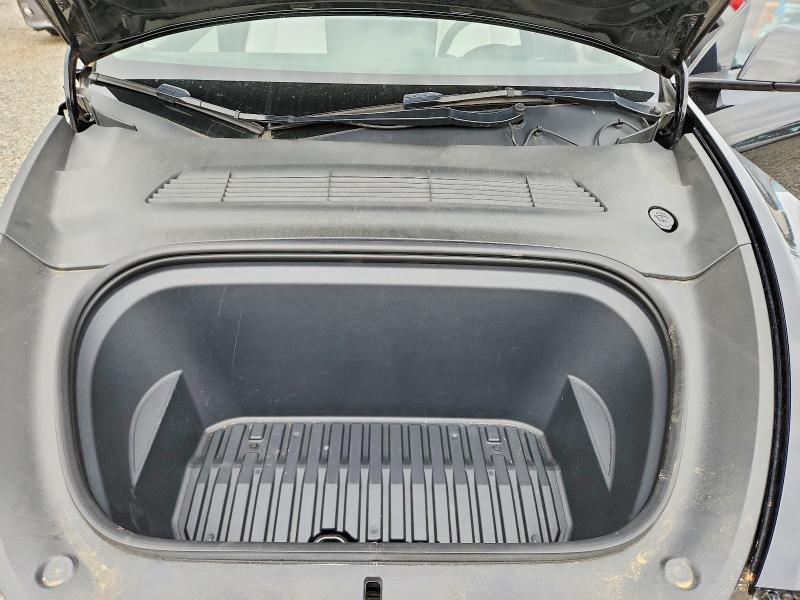 Auction sale of the 2022 Tesla Model  Y, vin: 7SAYGDEE7NF393839, lot number: 56511956