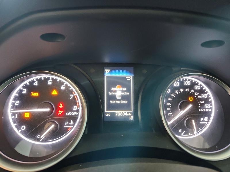 56678396 :رقم المزاد ، 4T1B11HK4JU537395 vin ، 2018 Toyota Camry مزاد بيع