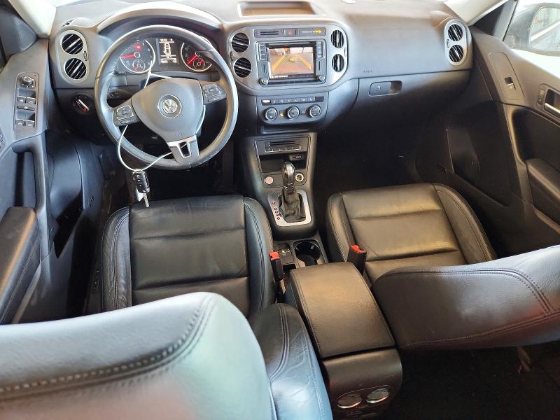 59285746 :رقم المزاد ، WVGVV7AX7HK031446 vin ، 2017 Volkswagen Tiguan مزاد بيع