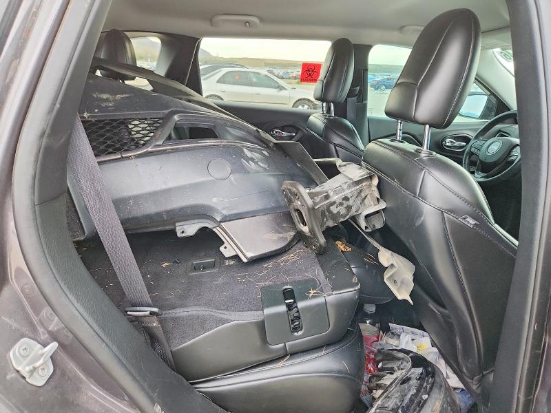 57749146 :رقم المزاد ، 1C4PJMBX3KD106757 vin ، 2019 Jeep Cherokee مزاد بيع