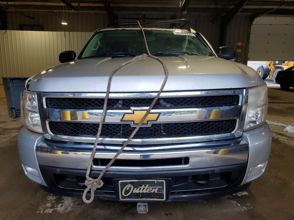 Продажа на аукционе авто 2011 Chevrolet Silverado, vin: 3GCPKSE36BG395064, номер лота: 58368996