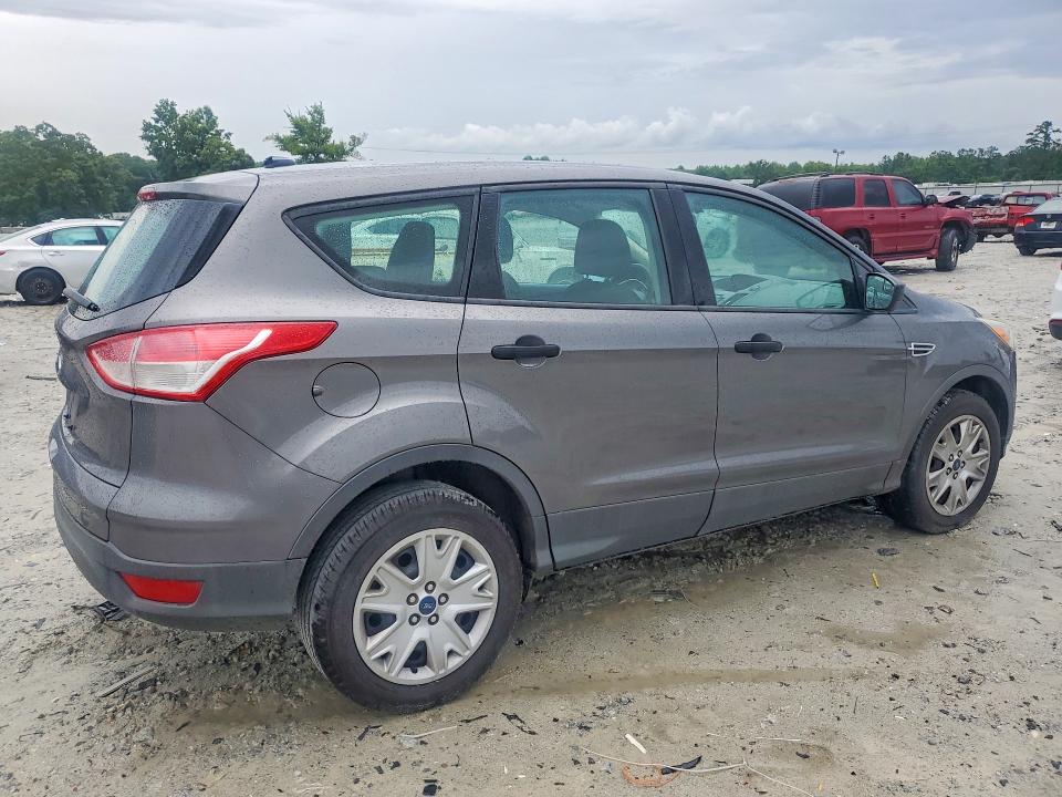 2013 Ford Escape მანქანა იყიდება აუქციონზე, vin: 1FMCU0F70DUB12104, აუქციონის ნომერი: 57118736