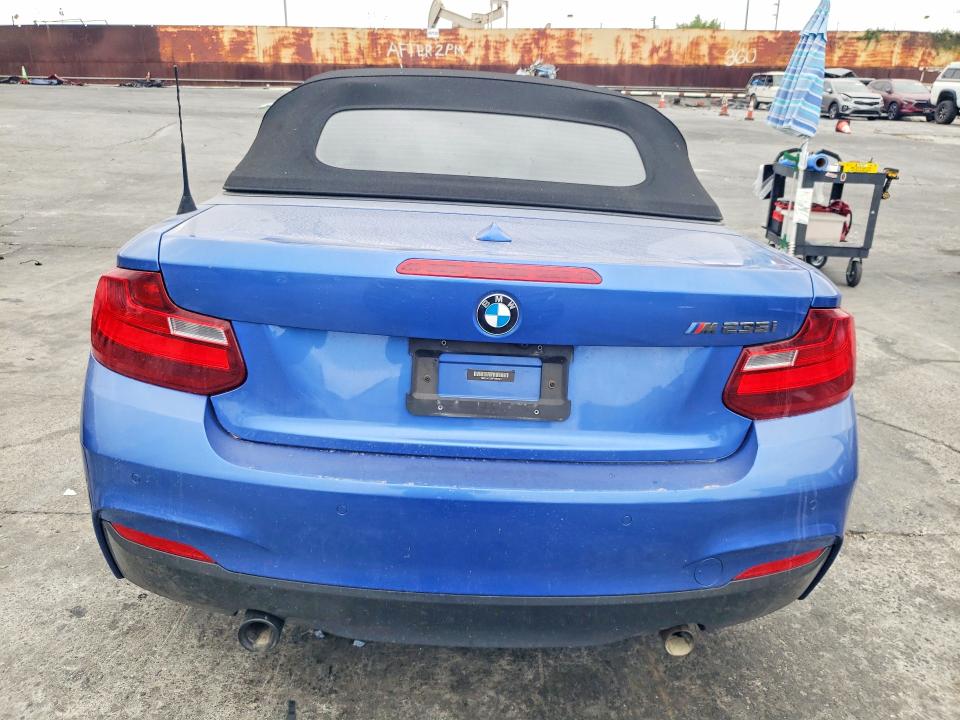 2015 Bmw M235i მანქანა იყიდება აუქციონზე, vin: WBA1M1C58FV393521, აუქციონის ნომერი: 59367036