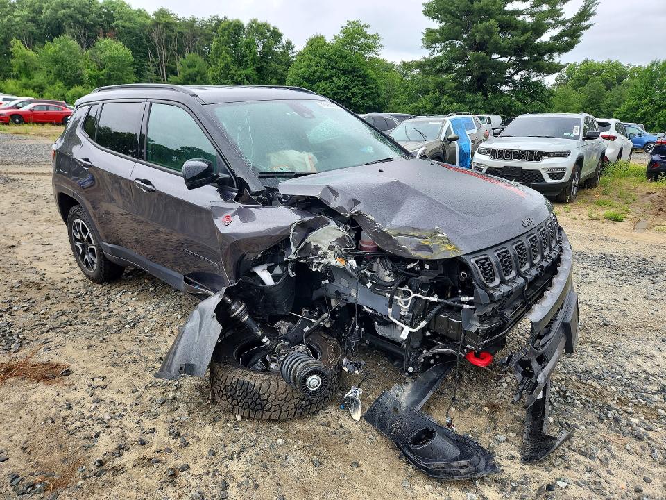 2024 Jeep Compass მანქანა იყიდება აუქციონზე, vin: 3C4NJDDN1RT166785, აუქციონის ნომერი: 58438636