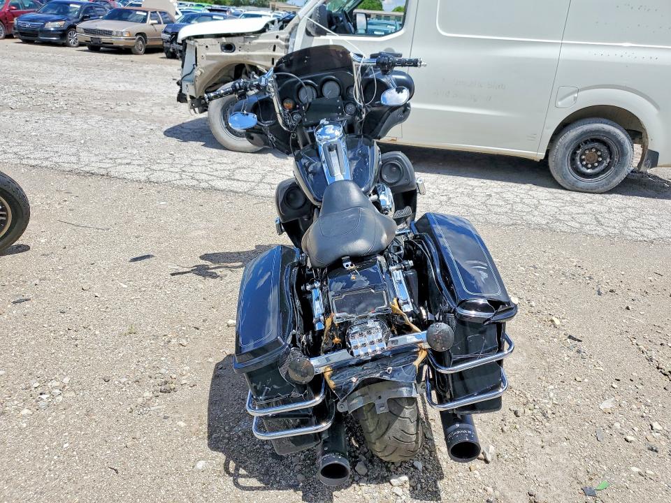 56318306 :رقم المزاد ، 1HD1FCM19CB685727 vin ، 2012 Harley-davidson Flhtcu مزاد بيع