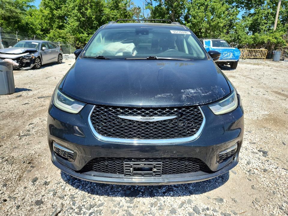 55776596 :رقم المزاد ، 2C4RC1BG7NR138484 vin ، 2022 Chrysler Pacifica مزاد بيع