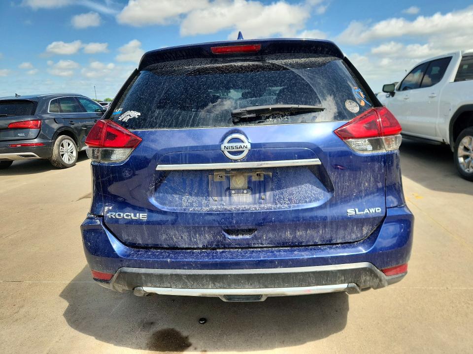2018 Nissan Rogue მანქანა იყიდება აუქციონზე, vin: JN8AT2MV2JW304740, აუქციონის ნომერი: 57239656